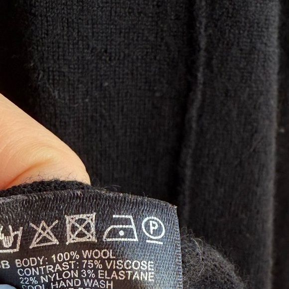 Reiss Black Wool cardigan - Picture 3 of 3